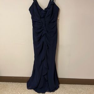 Vera Wang Gown / Bridesmaid Dress Size 14 Blue